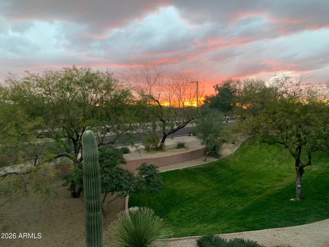 3935 E ROUGH RIDER Road 1119, Phoenix, AZ 85050