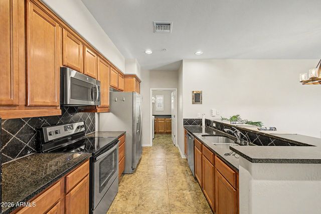 3935 E ROUGH RIDER Road 1119, Phoenix, AZ 85050