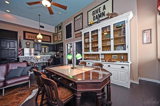 1615 Chase Avenue, Cincinnati, OH 45223