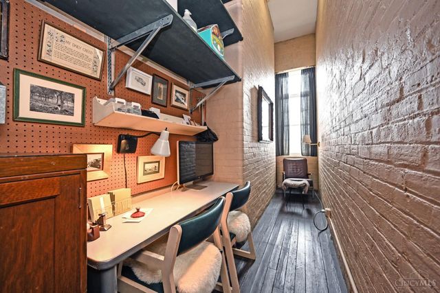 1615 Chase Avenue, Cincinnati, OH 45223