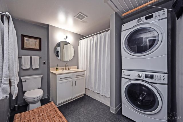 1615 Chase Avenue, Cincinnati, OH 45223