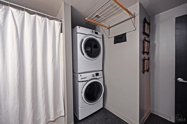 1615 Chase Avenue, Cincinnati, OH 45223