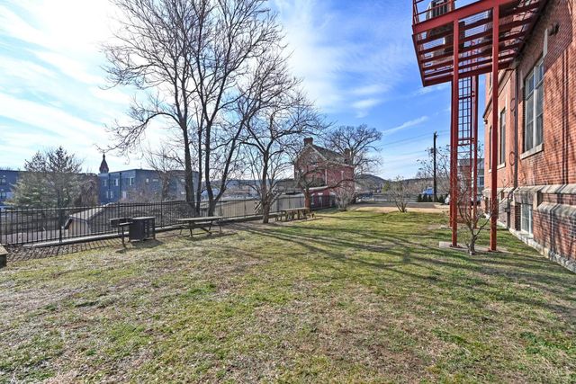 1615 Chase Avenue, Cincinnati, OH 45223