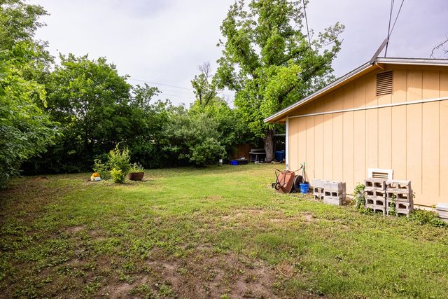 511 Harper St, Kerrville, TX 78028