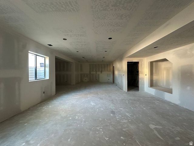 23 E 1500 S, Farmington, UT 84025