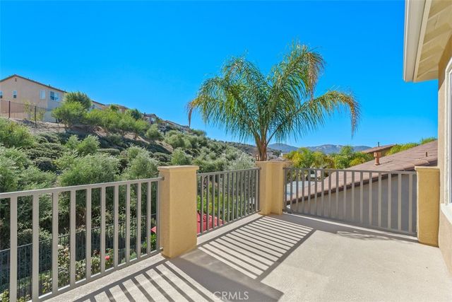 44161 Nighthawk Pass, Temecula, CA 92592