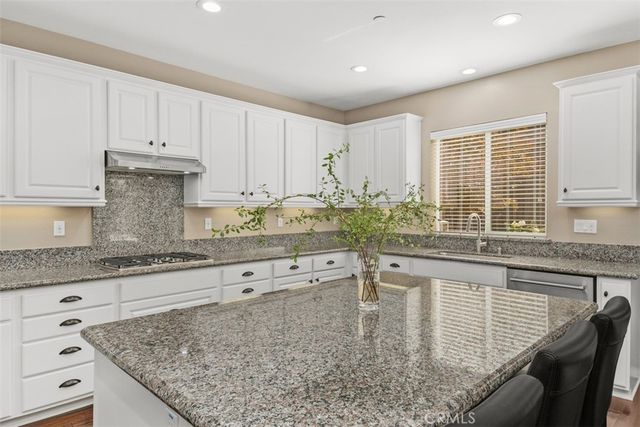 44161 Nighthawk Pass, Temecula, CA 92592