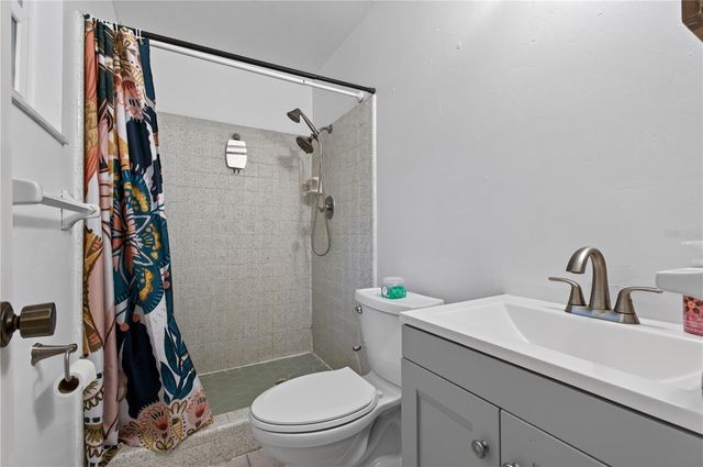 1515 NW 34TH PLACE, Gainesville, FL 32605