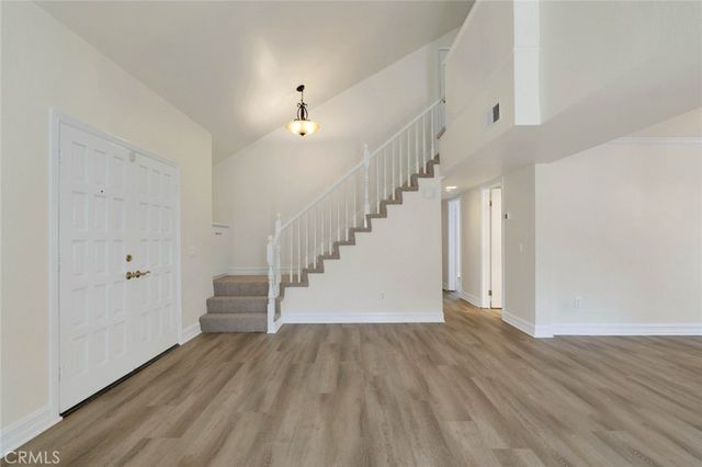 1820 Suntree Lane, Simi Valley, CA 93063