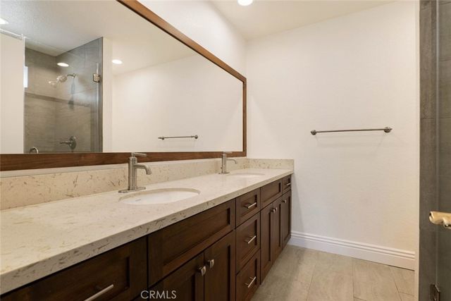1820 Suntree Lane, Simi Valley, CA 93063