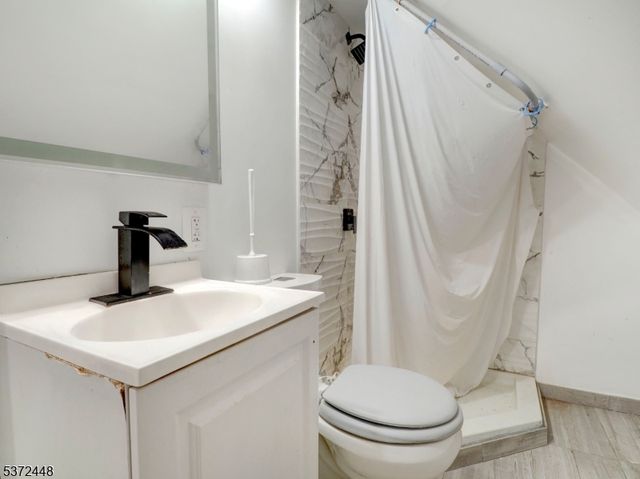 11 Tichenor Ter, Irvington Twp., NJ 07111