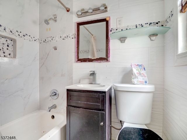 11 Tichenor Ter, Irvington Twp., NJ 07111