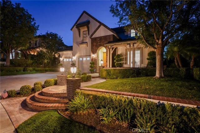 26855 Pine Cliff Place, Valencia, CA 91381
