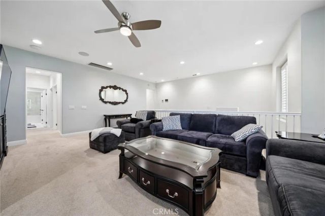 26855 Pine Cliff Place, Valencia, CA 91381