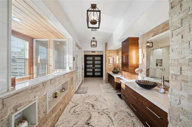 26855 Pine Cliff Place, Valencia, CA 91381