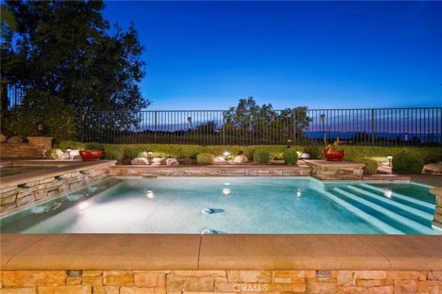 26855 Pine Cliff Place, Valencia, CA 91381