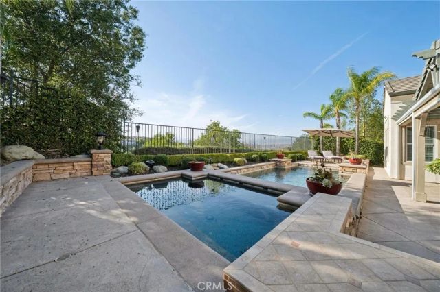 26855 Pine Cliff Place, Valencia, CA 91381