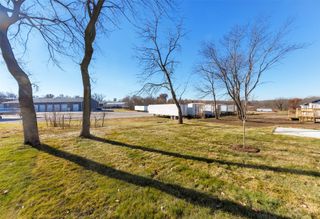 4303 Grover Woods Lane, Des Moines, IA 50317