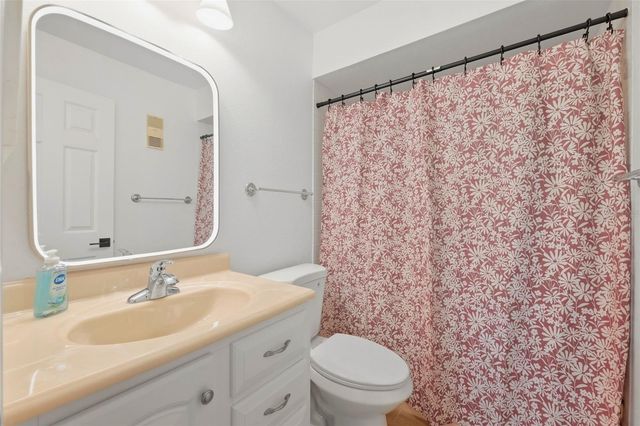 2687 SABAL SPRINGS CIRCLE 104, Clearwater, FL 33761