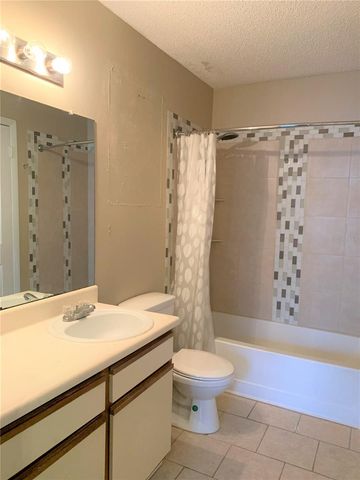 8603 FANCY FINCH DRIVE 202, Tampa, FL 33614