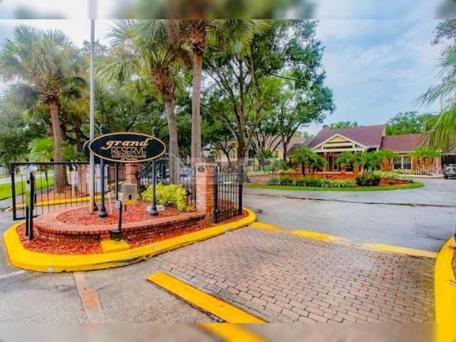8603 FANCY FINCH DRIVE 202, Tampa, FL 33614