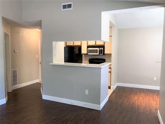 8603 FANCY FINCH DRIVE 202, Tampa, FL 33614