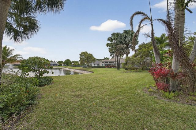 4811 Exeter Estate Lane, Lake Worth, FL 33449