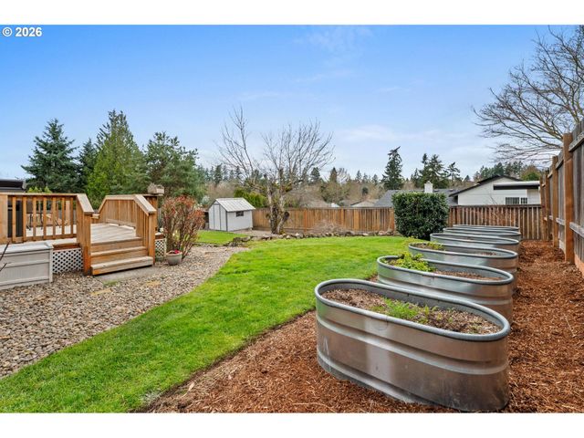 8825 Sw SORRENTO Rd, Beaverton, OR 97008