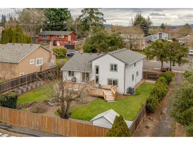 8825 Sw SORRENTO Rd, Beaverton, OR 97008