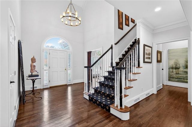 464 Manor Oak SE Lane, Marietta, GA 30067