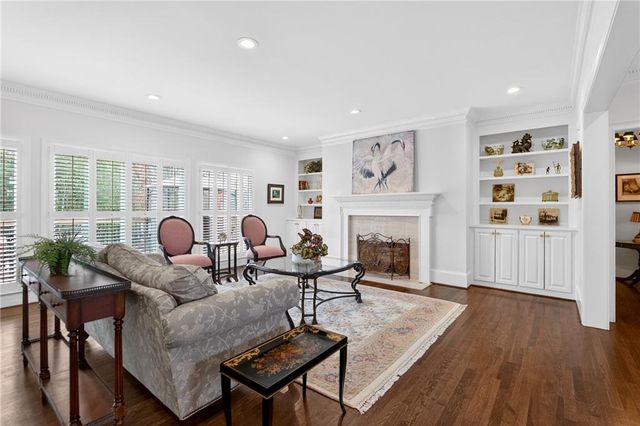 464 Manor Oak SE Lane, Marietta, GA 30067