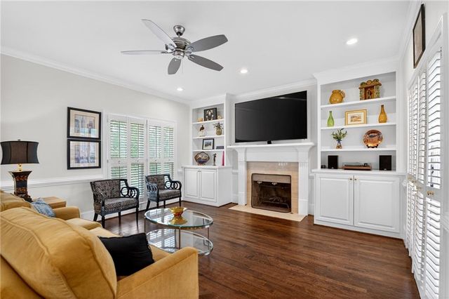 464 Manor Oak SE Lane, Marietta, GA 30067