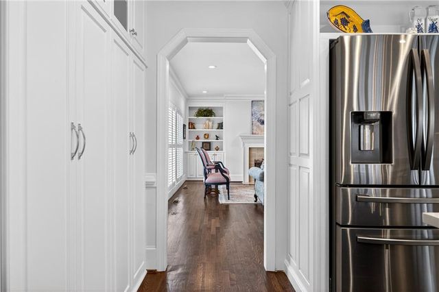 464 Manor Oak SE Lane, Marietta, GA 30067