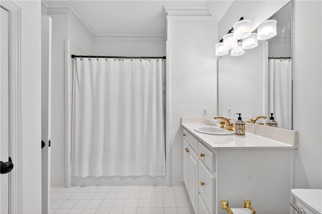 464 Manor Oak SE Lane, Marietta, GA 30067