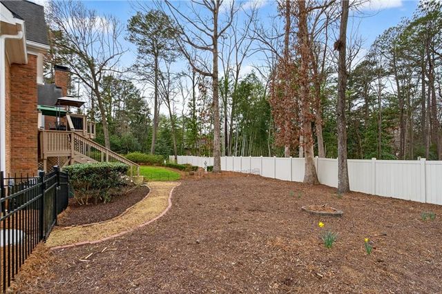464 Manor Oak SE Lane, Marietta, GA 30067