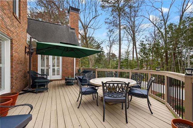 464 Manor Oak SE Lane, Marietta, GA 30067