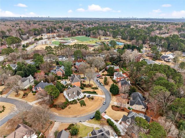 464 Manor Oak SE Lane, Marietta, GA 30067