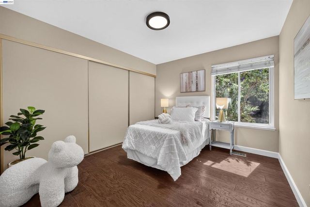 7776 Knollbrook Dr, Pleasanton, CA 94588