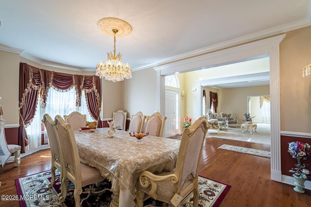 1842 Charlton Circle, Toms River, NJ 08755