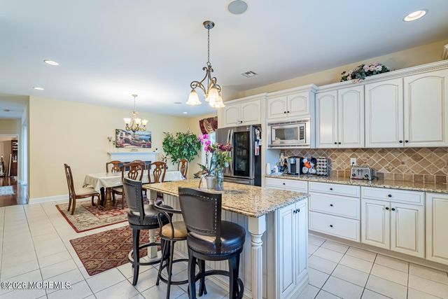 1842 Charlton Circle, Toms River, NJ 08755