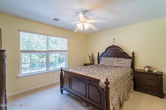 1842 Charlton Circle, Toms River, NJ 08755