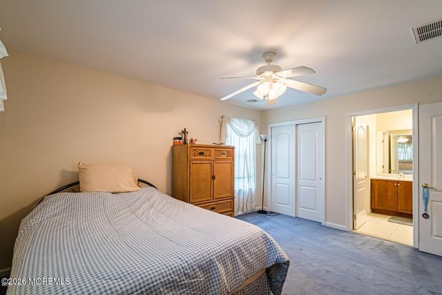 1842 Charlton Circle, Toms River, NJ 08755