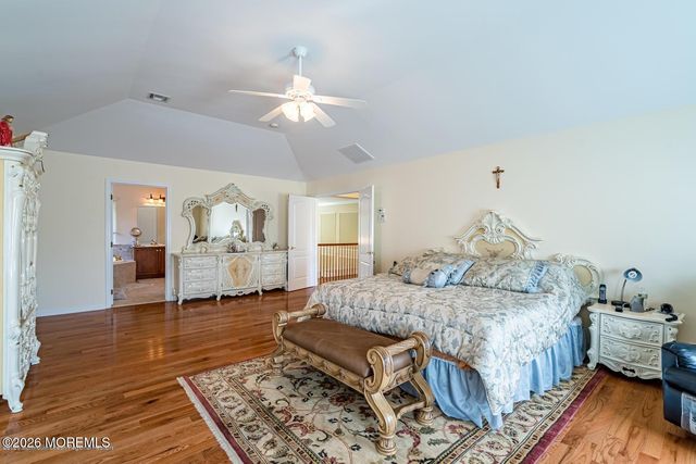 1842 Charlton Circle, Toms River, NJ 08755