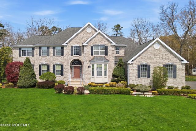 1842 Charlton Circle, Toms River, NJ 08755