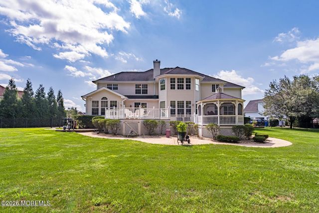 1842 Charlton Circle, Toms River, NJ 08755