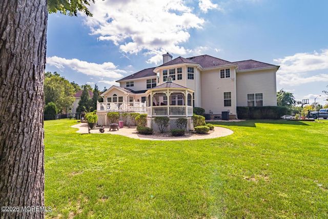 1842 Charlton Circle, Toms River, NJ 08755