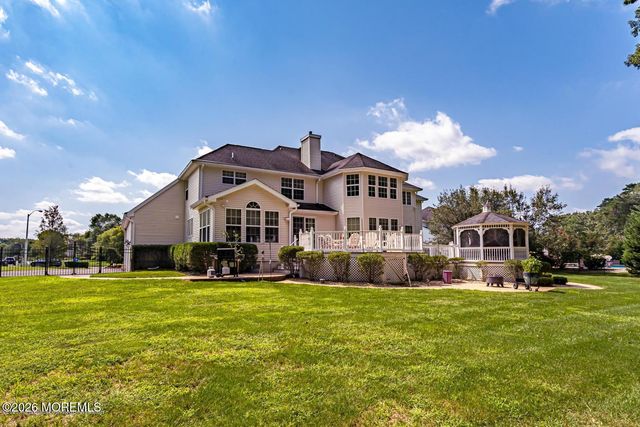 1842 Charlton Circle, Toms River, NJ 08755