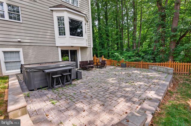 7919 BRACKSFORD CT, Fairfax Station, VA 22039