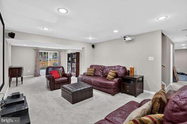 7919 BRACKSFORD CT, Fairfax Station, VA 22039