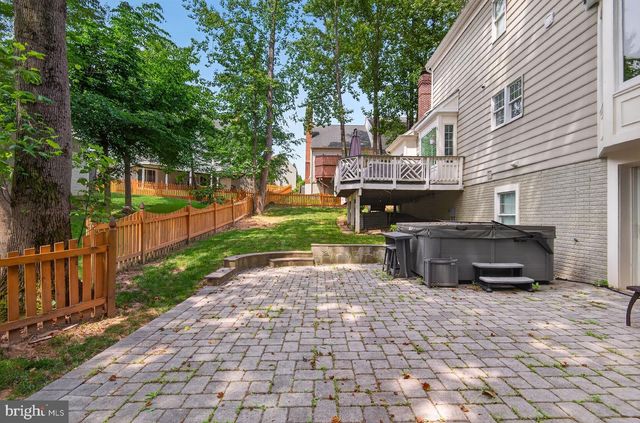 7919 BRACKSFORD CT, Fairfax Station, VA 22039